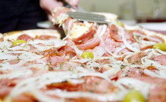 A pizza de calabresa pode ser pedida todos os dias